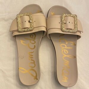 Sam Edelman Ariane2 sandals with gold buckle. Womens size 8. Leather upper.